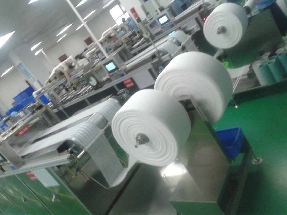 奧美醫(yī)療-曲縮紗布折疊機(jī)案例